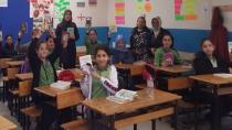 AK Kadınlar Çocuklara Kitap Hediye Etti