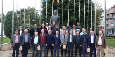 153618_baskan-yildirim-muhtarlarla-birlikte-israili-kinadi-4