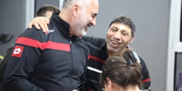 170328_baskan-yildirim-ozel-cocuklarin-yuzunu-guldurdu-5-768x512-1