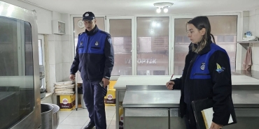 Karamürsel Belediyesi’nden Okul Kantinleri, Market ve Pastanelere Sıkı Denetim (3)